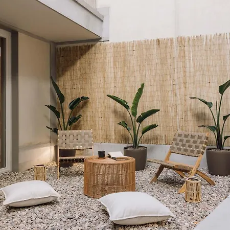 Saleh - 2 Bedrooms, Pool, Gym, Terrace In Santos 리스본