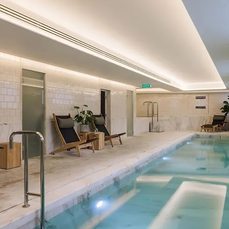 Saleh - 2 Bedrooms, Pool, Gym, Terrace In Santos * Лиссабон