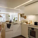 Apartment Saleh - 2 Bedrooms, Pool, Gym, Terrace In Santos